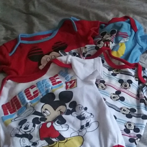 3 for $15💥 4 Disney Micky Mouse Onesies